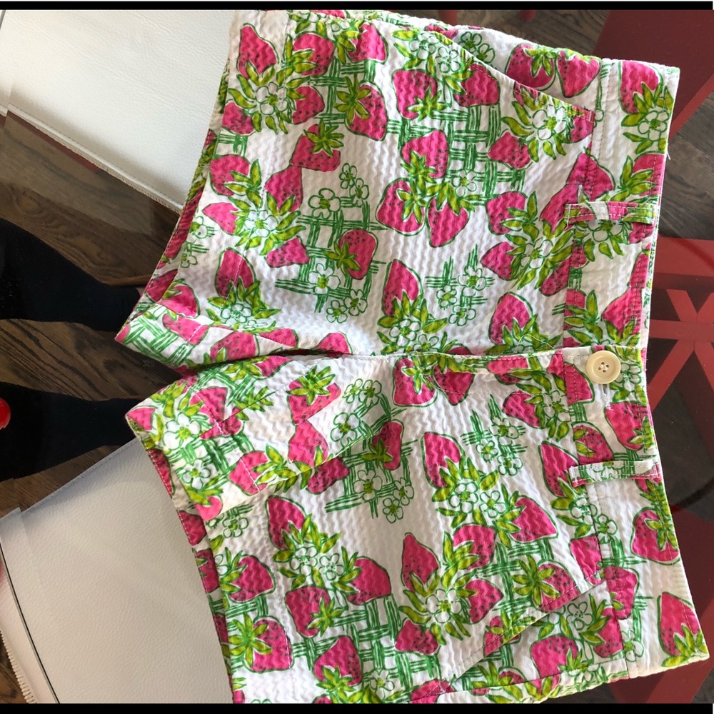 Lilly Pulitzer Creme Fraiche Strawberry Short